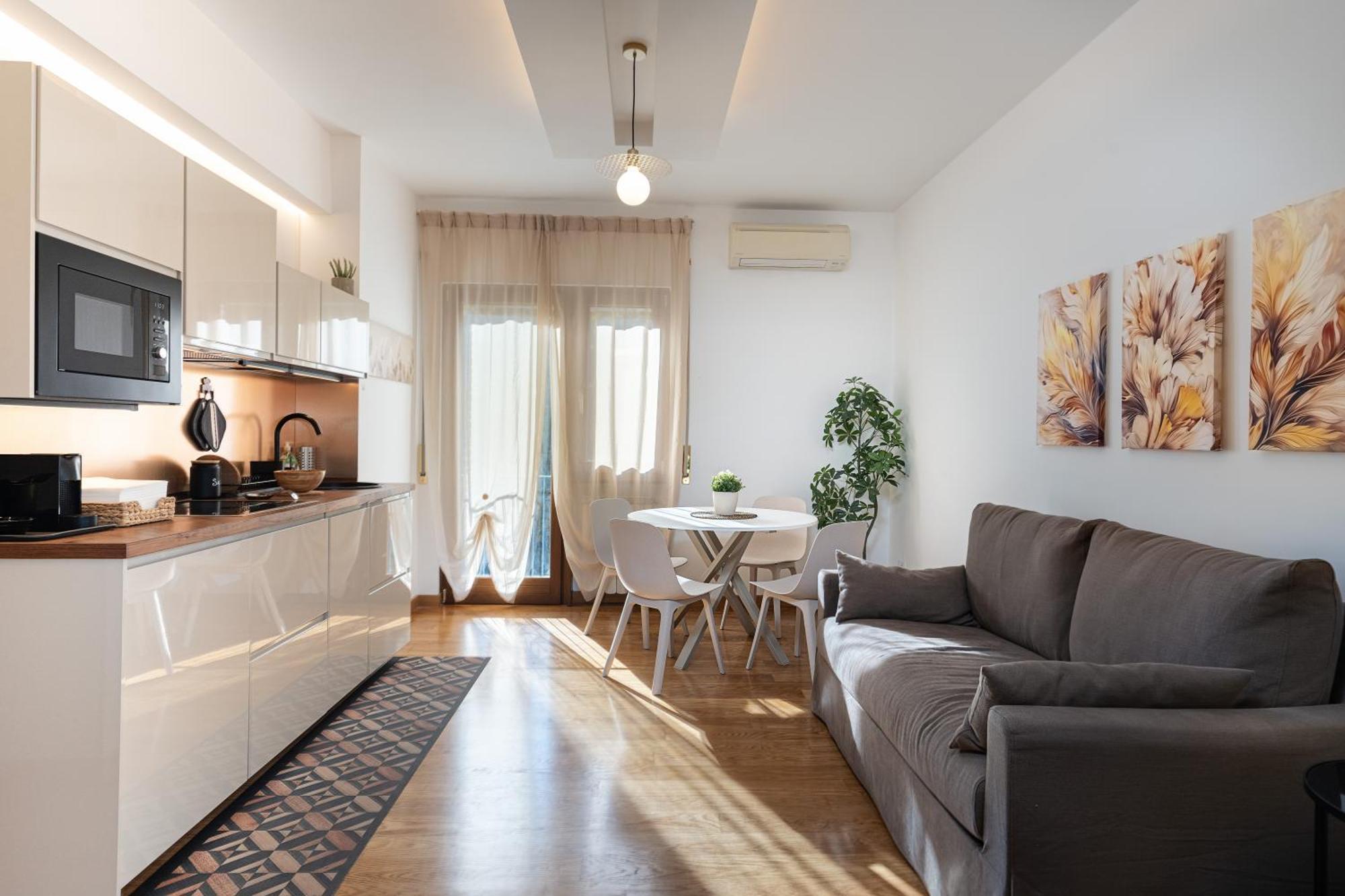 Your Place In Apartment *